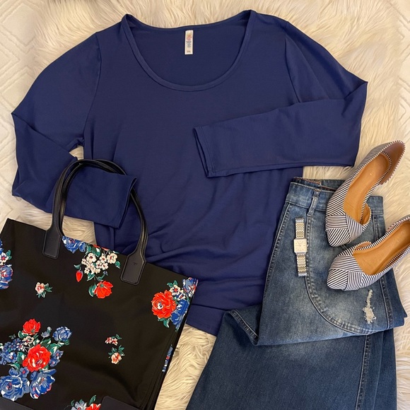 LuLaRoe Tops - LuLaRoe | Lynnae | Royal blue